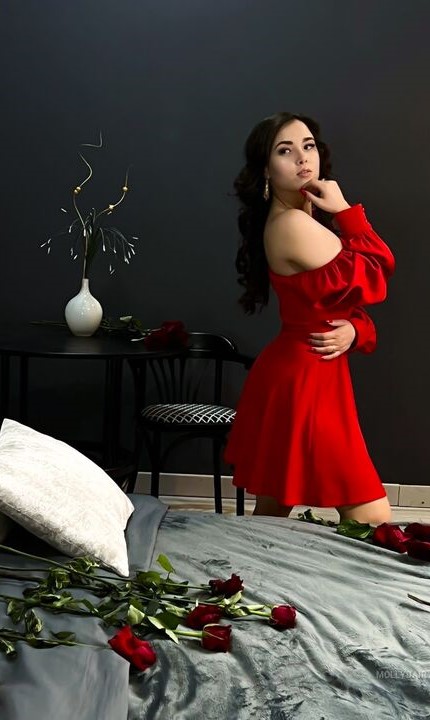 Stay Safe While Hiring Call Girls in India